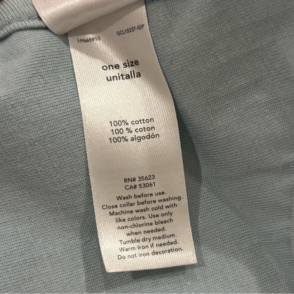 Carter's 3-pack Waterproof Snap Bibs *Never Used*